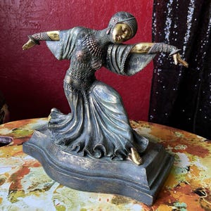Seymour Mann Willow Brook Collection Thais Egyptian Dancer Vtg 10&quot; Resin Statue