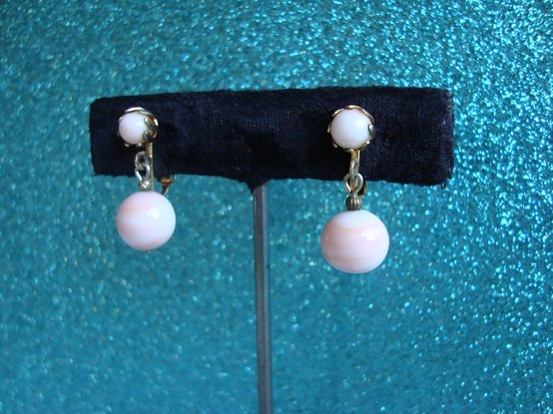 Marbled Peach Glass Bead Earrings Small Vintage Clip-ons image 1