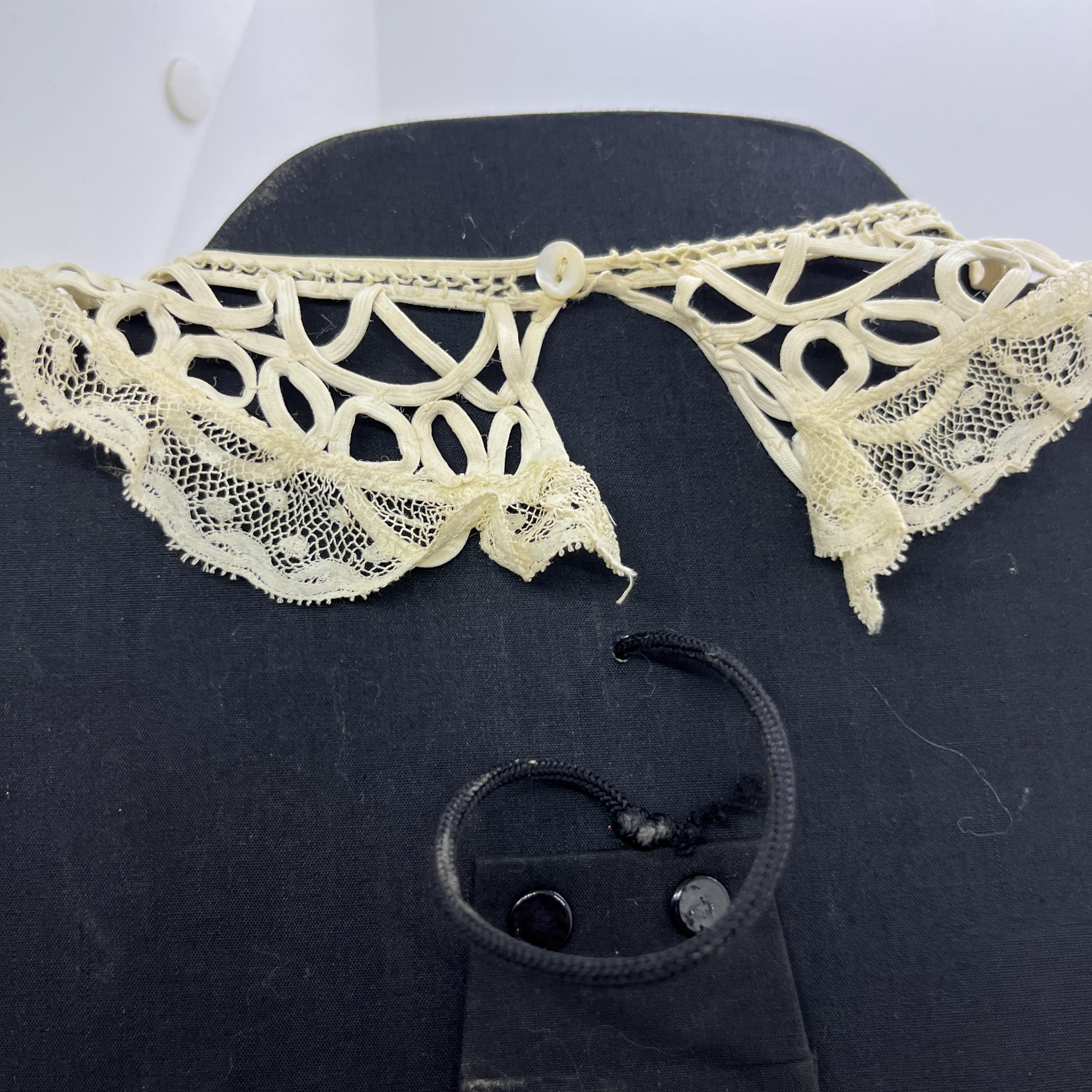 Antique Battenburg Tape Lace Buttoned Collar Vintage Accessory 