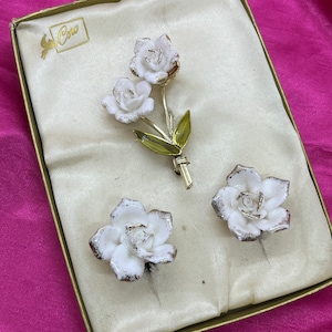 Vintage Coro White Porcelain Rose Brooch & Earrings Set NOS