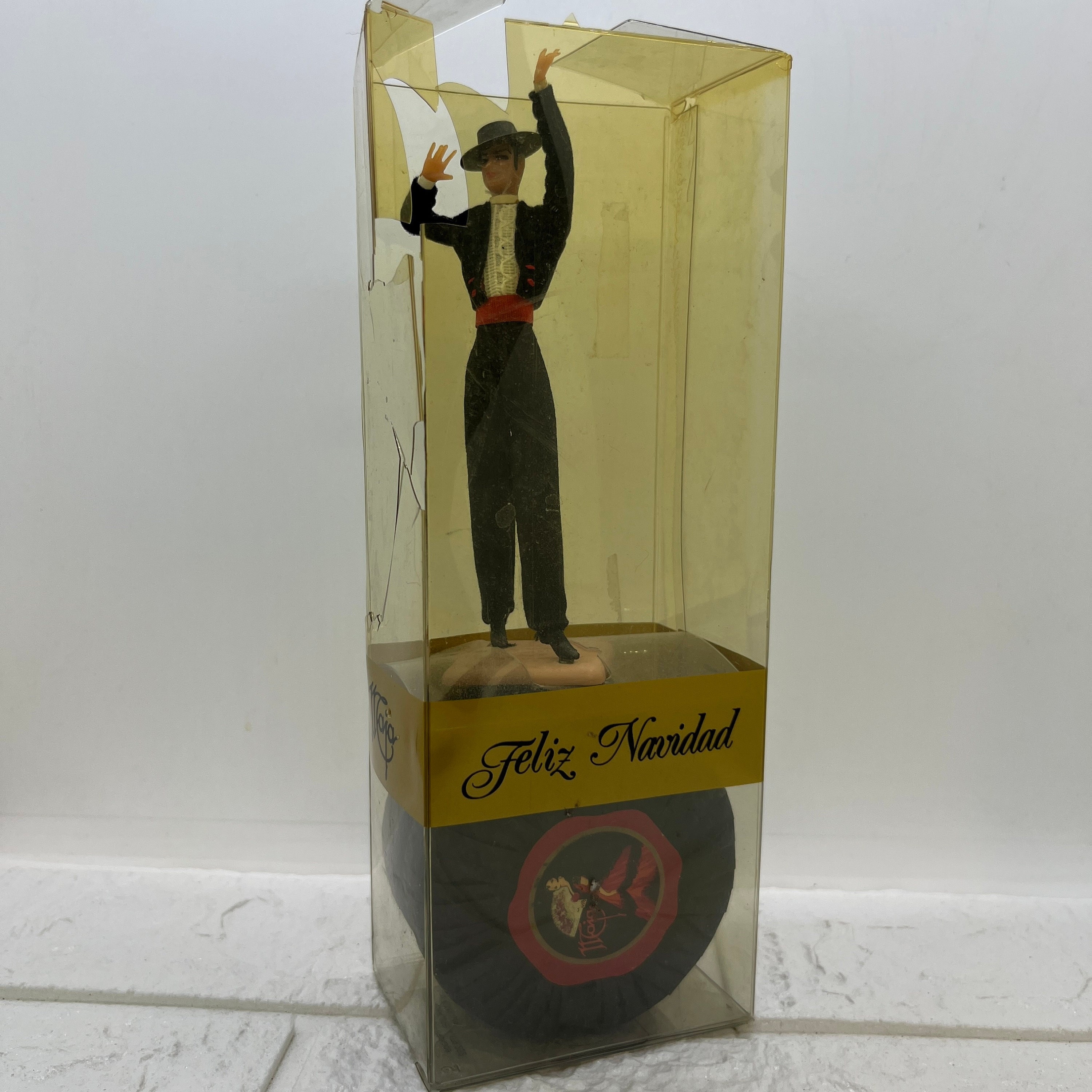 Myrurgia Maja Vintage Gift Set ~ 2 Soaps & Male Dancer Doll Figure
