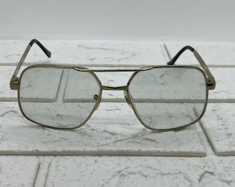 Kvadratiska pilotglasögon med vintagebågar i ljusguldfärgad metall, Korea