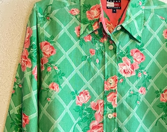 Vintage Late 90s Tommy Hilfiger Linen Blouse ~ Pink Roses on Green Lattice . 4