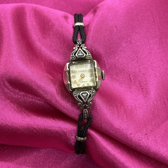 Classic Vintage Hang 10 Ladies Watch Pink Black Silver Women main image 4