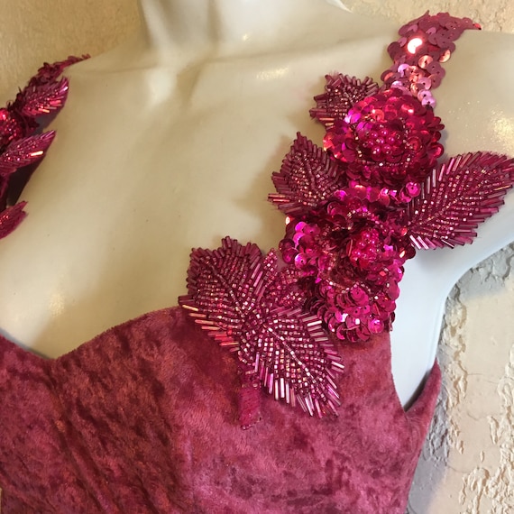 Vintage 1990s Unique Embellished Pink Stretch Vel… - image 3