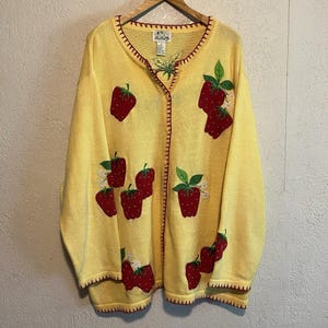 Vintage Quacker Factory Sweater Women&#39;s 3X Yellow w Big Beaded Strawberries