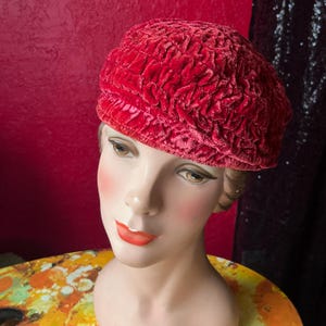 Raspberry Beret Vintage - Etsy display picture 2