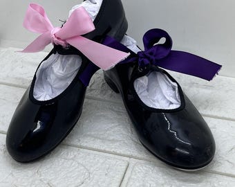 Vintage Capezio Tap Shoes C27 Child's Patent Leather Dance Shoe . Size 12M