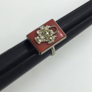 Vintage Red Coral Ring w. Flower Basket . Size 4 1/2