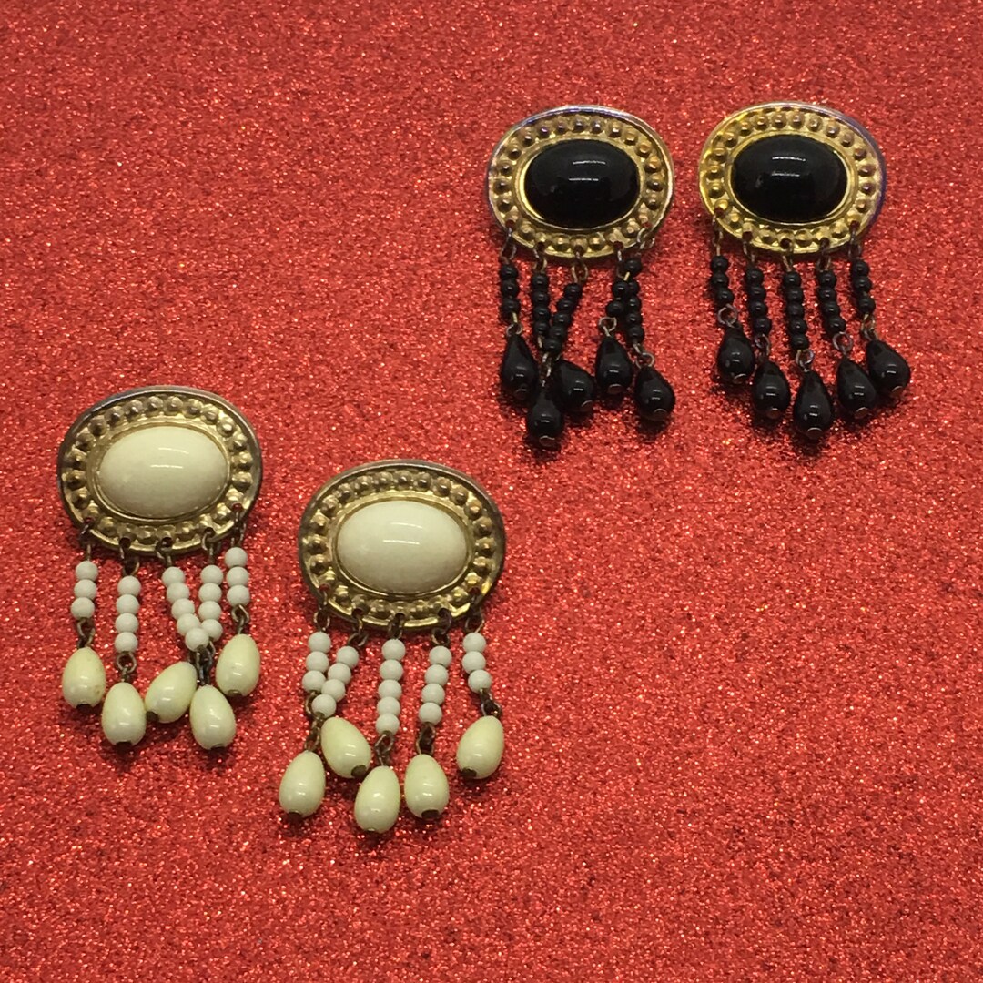 Large Vintage Dangling Beaded Earrings in Black & White, Vintage 1980s