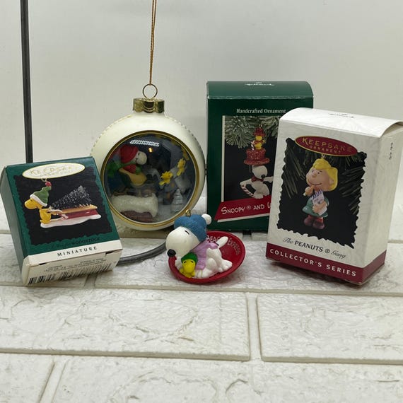 5x Vintage Peanuts Weihnachtsschmuck ~ Snoopy Panorama Ball, Woodstock, Sally. Markenzeichen Karl Schulz