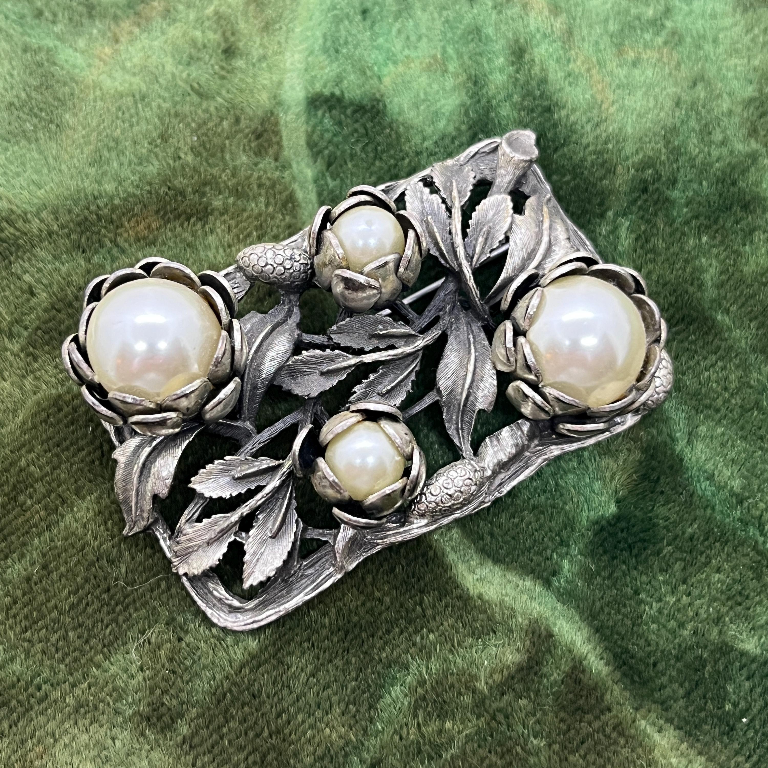 Broche Florale Vintage Années 1950 - Perles Et Verre Sur Métal Argenté, Occasion, Bijou Ancien