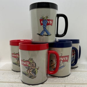 5 Vintage LEVI'S Thermo-Serv Mugs, Cups Cartoon Graphics . Levi Strauss