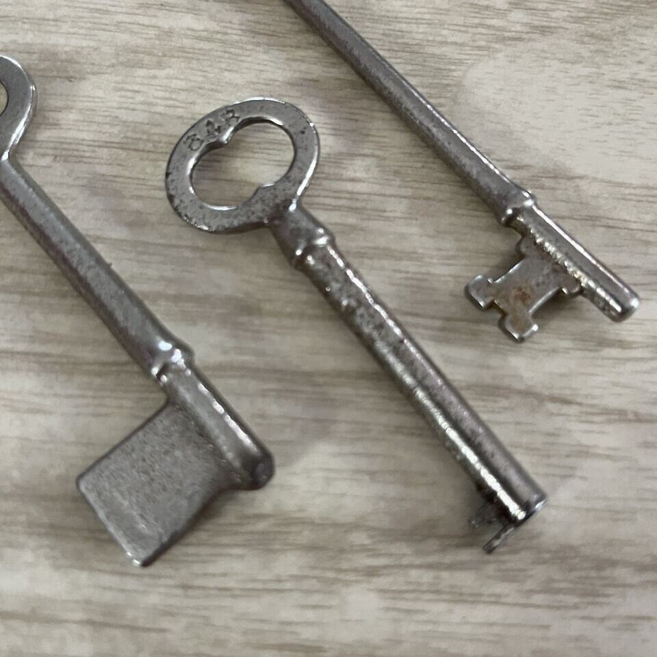 今年人気のブランド品や 3 1/4 2 Germany 648 G508& G503, Keys Skeleton TAYLOR Vintage その他