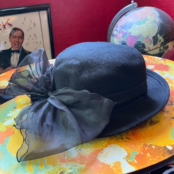 Vintage Black Wool Hat W Big Sheer Black Bow by Arlin - Etsy display picture 3