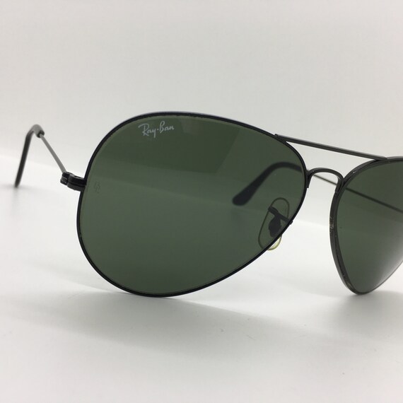 Vintage 1980s Ray-Ban Black Wire Frame Aviator Sun