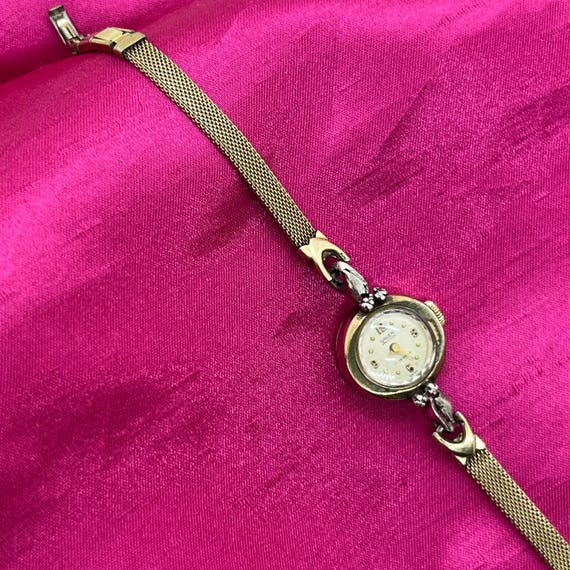 Vintage Gruen 10K RGP Bezel & Diamond Ladies' Watch . Swiss, 17