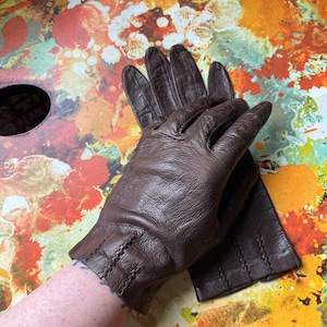 Vintage Soft Italian Washable Brown Leather Driving Gloves, for Macy Associates
