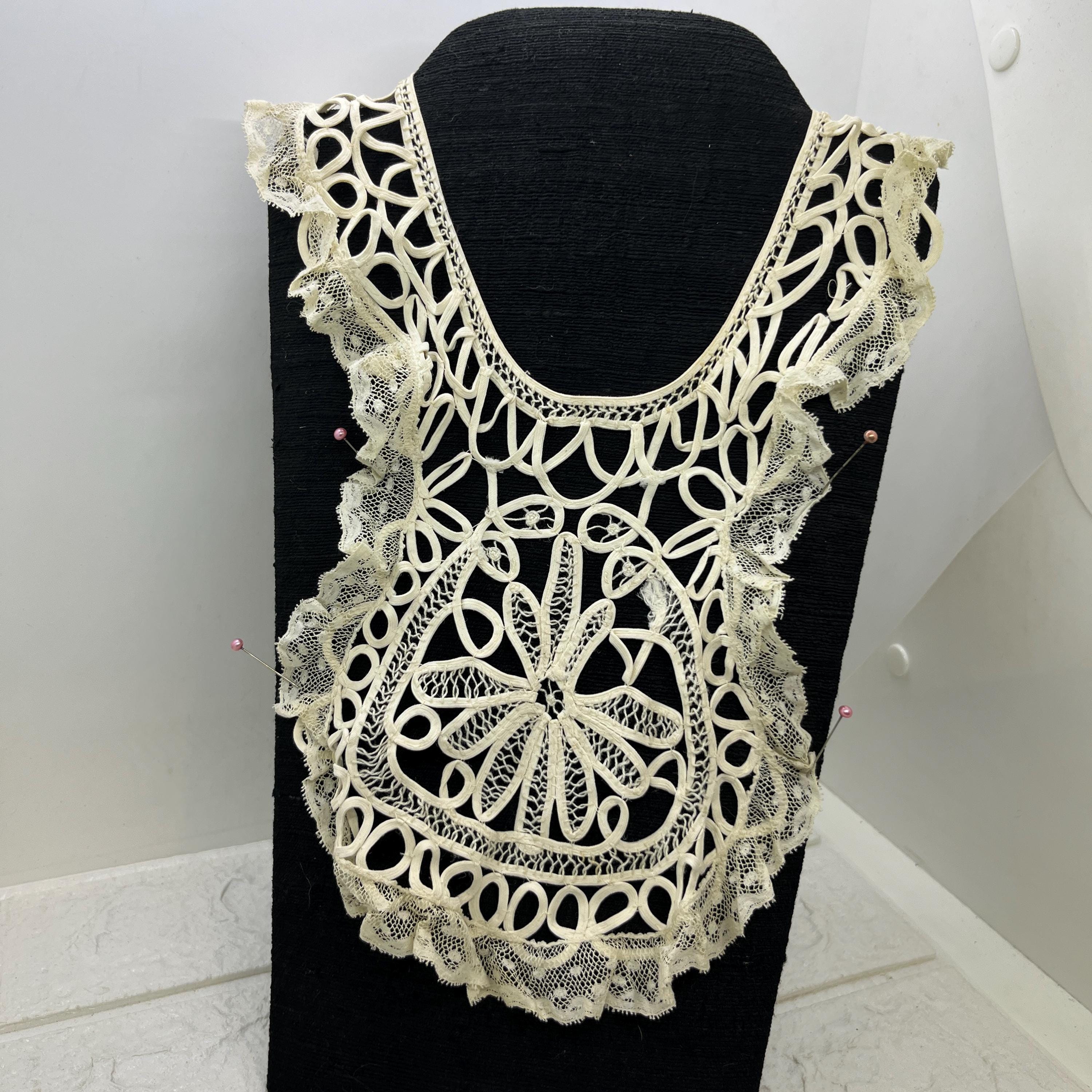 Antique Battenburg Tape Lace Buttoned Collar Vintage Accessory 