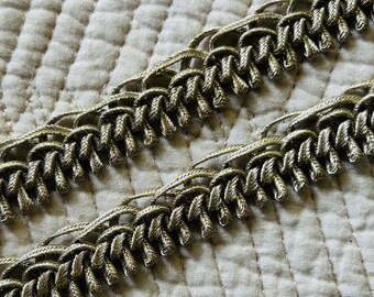 Vintage METALLIC SILVER GIMP silver scalloped trim clerical adornment antique silver braid ecclesiastical trim silver ribbon edging piping