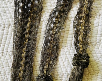 Antique GOLD TASSEL TIEBACK sash belt vintage tassel cord curtain holdback drapery tie clerical trim metallic lace trim vintage ribbon