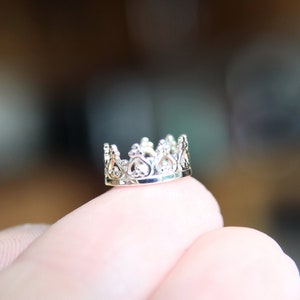 Sterling silver ear cuff,crown ear cuff,princess ear cuff,queen ear cuff,dainty ear cuff,Simple ear cuff,silver,crown,unique,boho,modern