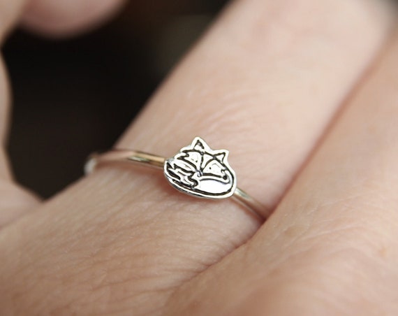 Fox Ring, Fox Stacking Ring, Simple Fox Ring, Tiny Fox Stacking Ring, Fox Jewelry, Simple Fox Jewelry, Tiny Fox, Fox, Animal Jewelry, Gift