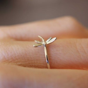 Dragonfly Ring, Sterling Silver Dragonfly Ring, Dragonfly Stacking Ring, Dragonfly Jewelry, Minimalist Insect Ring, Insect Jewelry, Gift