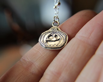 Pumpkin Necklace, Halloween Pumpkin Necklace, Pumpkin Jewelry, Halloween Jewelry, Spooky Pumpkin Necklace, Gift