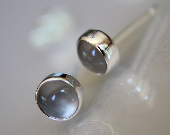 Moonstone Earrings, Stud Earrings, Silver Earrings, Gray Moonstone Earrings, Gemstone Earrings, 5mm Moonstone Earrings, Natural, Gift
