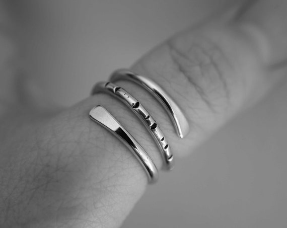 Bypass Thumb Ring , Hammered Thumb Ring, Textured Thumb Ring, Wrap Around Ring, Statement Ring, Bypass Ring, Textured Ring, Wrap Ring, Gift