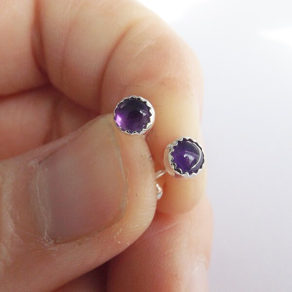 Amethyst Earrings,Simple Earrings,Purple Earrings,Post Earrings,February Birthstone,Minimalist Earrings,Everyday Jewelry,Purple Amethyst