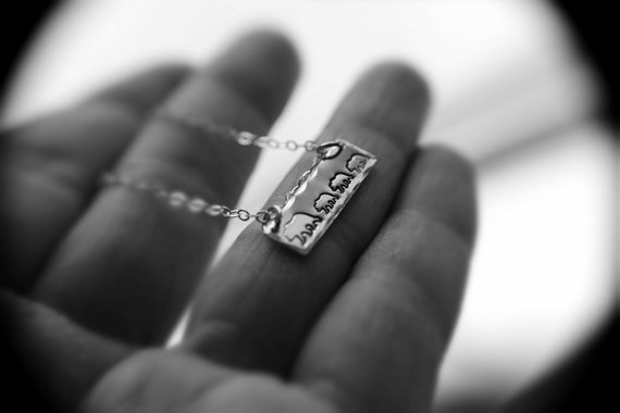 Mama Bear Necklace, Bar Mama Baby, Mothers Gift, Bear Cubs Mama Bear Jewelry Mama Bear Gift, Silver Hand Stamped Mother Necklace, Gift