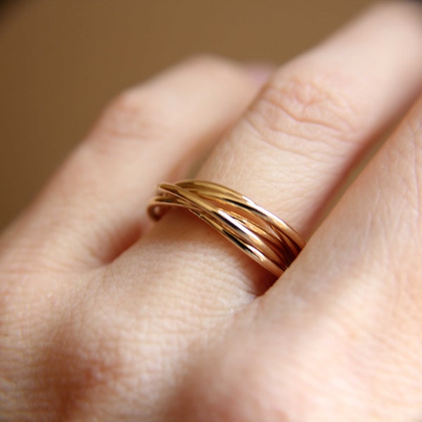 Goldene ineinandergreifende Ringe, Daumenringe, goldener Daumenring, ineinandergreifende Ringe, Rollring, Stapelringe, minimalistische Ringe, einzigartige Ringe