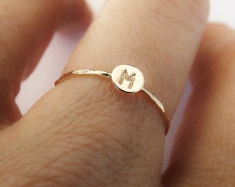 Dünner massiver goldener Stapelring, personalisierte Ringe, minimalistische Ringe, Anfangsringe, dünne Stapelringe, Goldring, Ringe, Paarringe