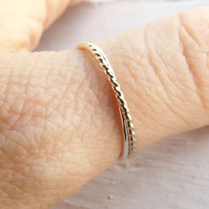 Simple Interlocking Rings,2 Interlocked bands,Stacking rings,Rolling rings,Rope Rings,Minimalist Rings,Unique Rings,Rings,Fidget Ring