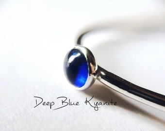 Bague en cyanite, bijoux en pierres précieuses bleues naturelles, bague à empiler simple, bague en argent en cyanite, bijoux en cyanite, bleu, bague minimaliste, cyanite