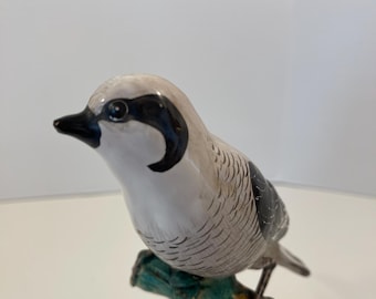 Vintage Italian Ceramic Bird Sculpture Hand Painted Pottery on Tree Stump G140