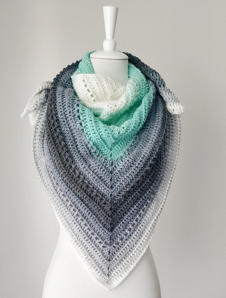 Crochet PATTERN Beginner One Skein Shawl image 1