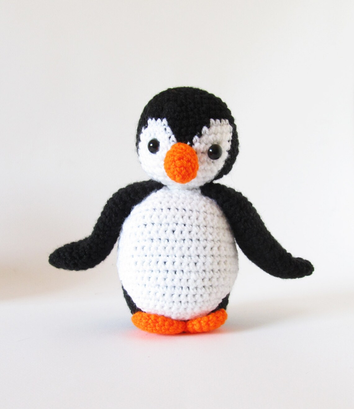 Amigurumi Crochet Oscar the Penguin Pattern-PDF Instant | Etsy