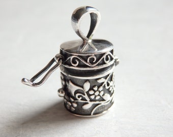 Sterling Silver prayer barrel pendant, 925 silver prayer box pendant with small inner chamber, 21x11mm, Silver locket