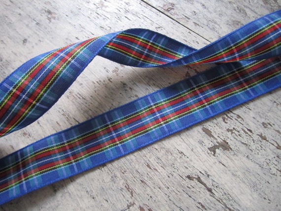 Blue & Red Tartan Ribbon: (1