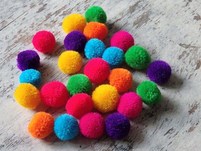 25 Hmong hill tribe pom poms, assorted colours, approx. 14-16mm, 1/2, ethnic yarn pom poms, SMALL size, colourful loose pompoms, 25 pcs. image 5