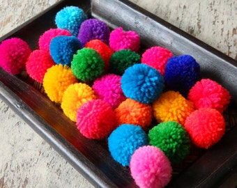 25 Hmong hill tribe pom poms, assorted colours, Standard size, ethnic yarn pompoms, approx. 20-25mm / 3/4", 25 pcs.