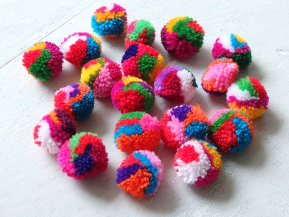 25 pcs. SMALL size handmade ethnic yarn pompoms autumn colours Boho craft supplies 25 Hmong hill ...