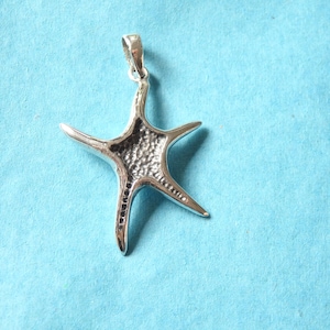 Sterling silver Starfish pendant, 925 starfish pendant, silver nature pendant, eco, 32x20mm, beach jewelry