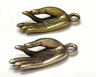 Gyan mudra brass pendant, antiqued Buddha hand pendant in white brass or gold tone brass, 35x12mm, ONE pc.