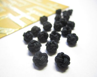 Nodi cinesi, piccoli bottoni a nodo NERO, circa 5-6 mm, forniture per cucire, forniture artigianali asiatiche, dimensioni più piccole, 30 pezzi.