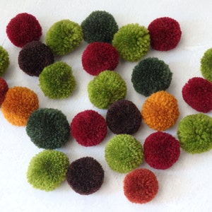 25 Hmong Hill Tribe pom poms, Standard size, Autumnal colours, 25mm / 1" yarn pom poms, handmade ethnic pompoms, 25 pcs.