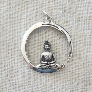 925 Sterling silver Buddha pendant, Japanese Enso circle meditating Buddha, Zen Buddhist creativity pendant, Buddhist circle, Zen jewelry